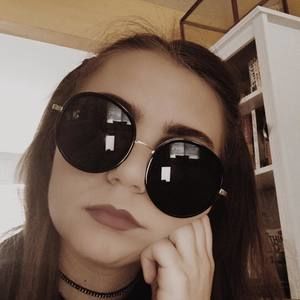 Meet your Posher, Mckenzie